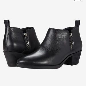 Vionic Cecily Leather Heeled Black Ankle Boots size nine (9)